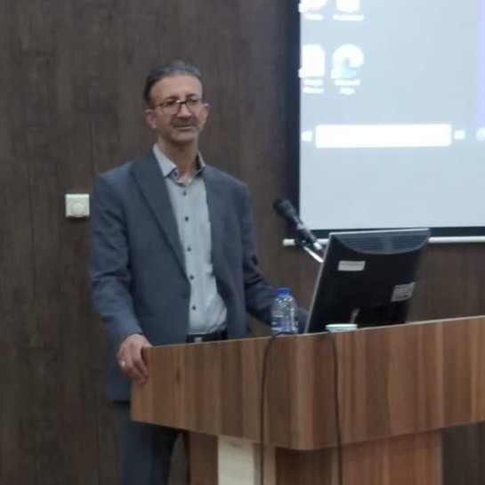 افشین حدیثی