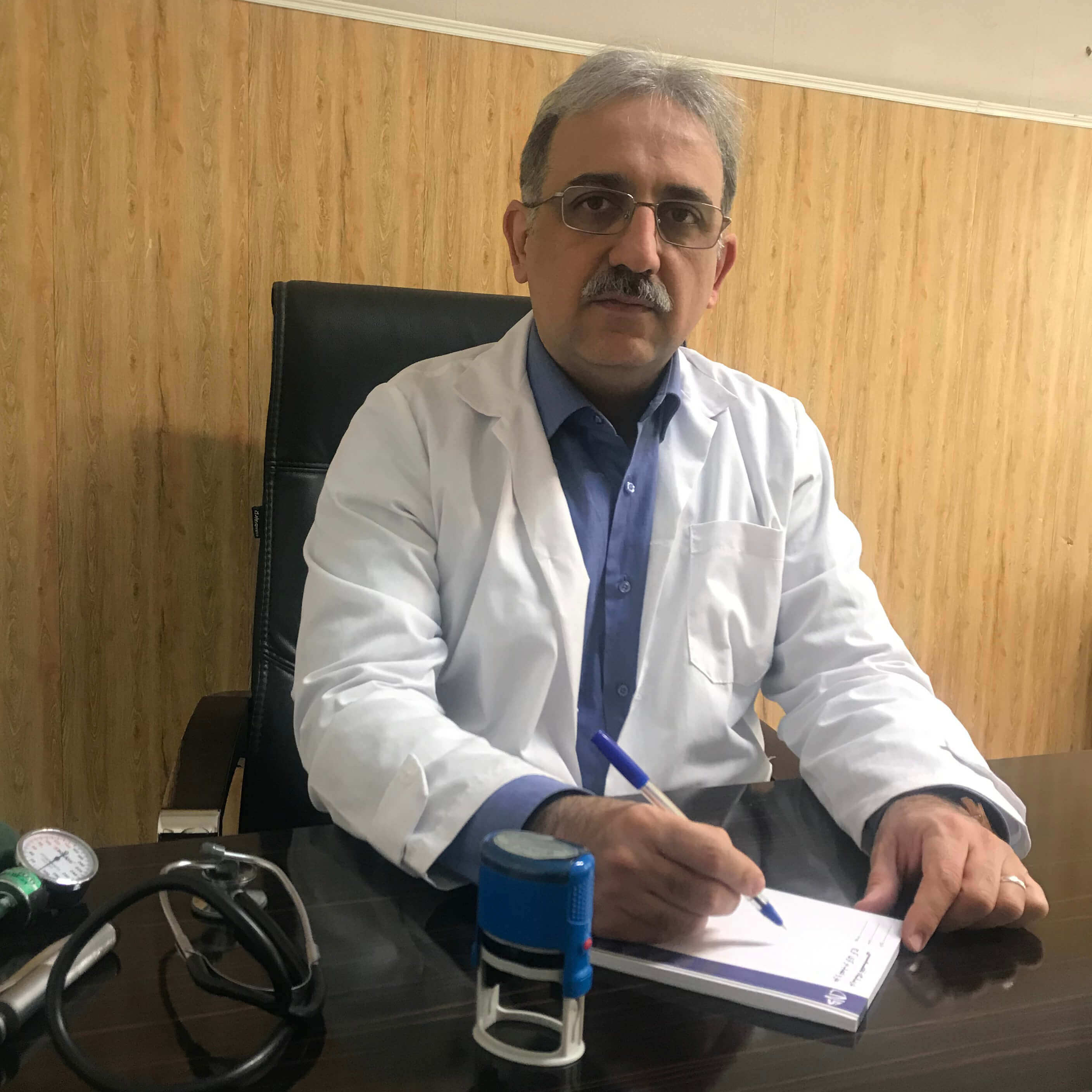 دکتر مسعود رحمت جیرده متخصص مغز و اعصاب - دکتر من