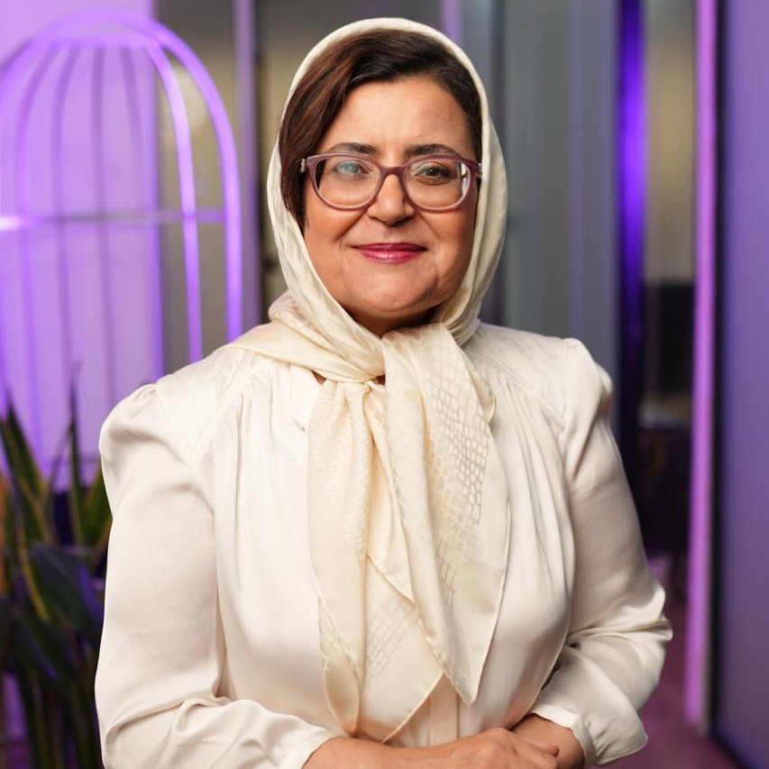 فرحناز زمانی بروجنی - مامایی تهران