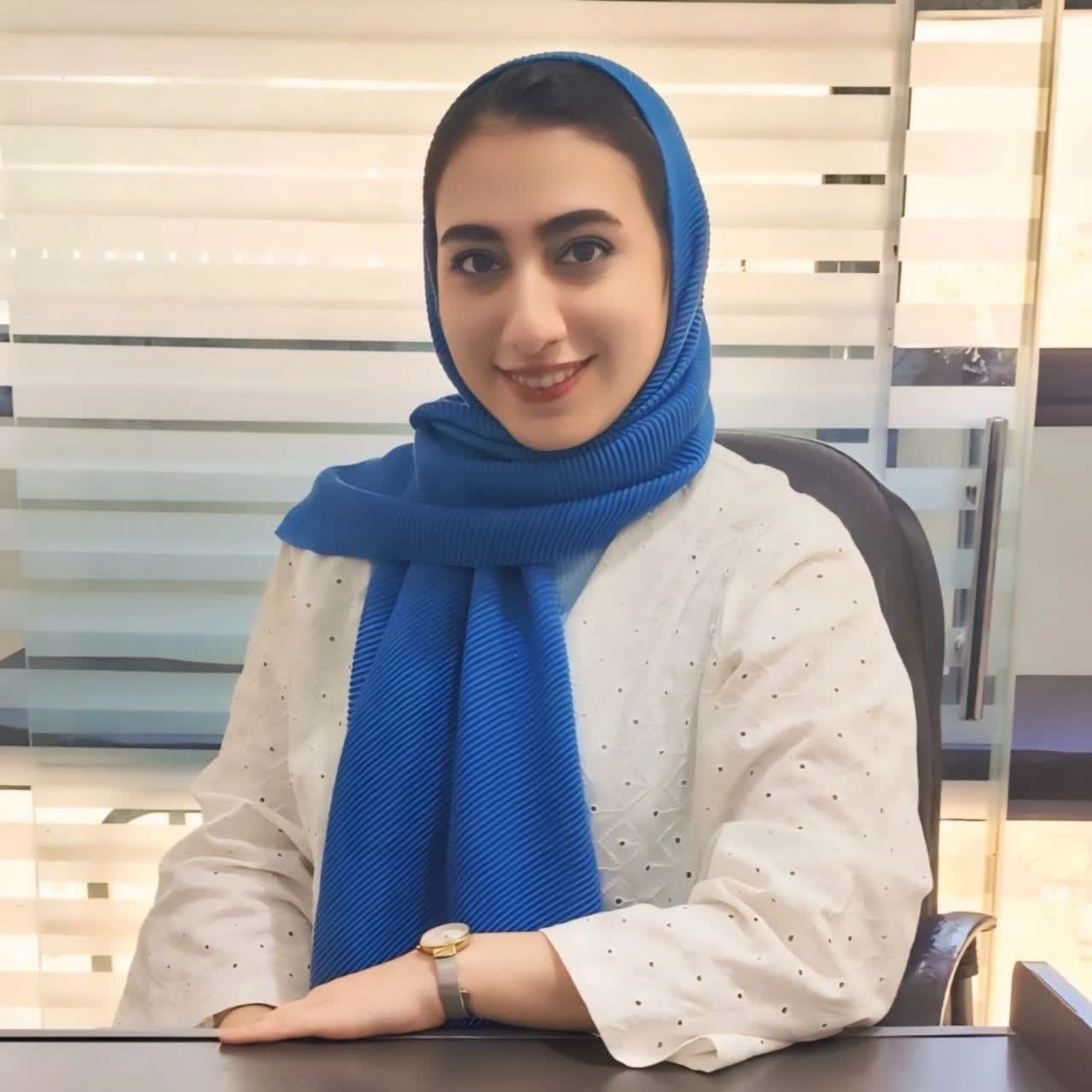 راضیه قاسمی