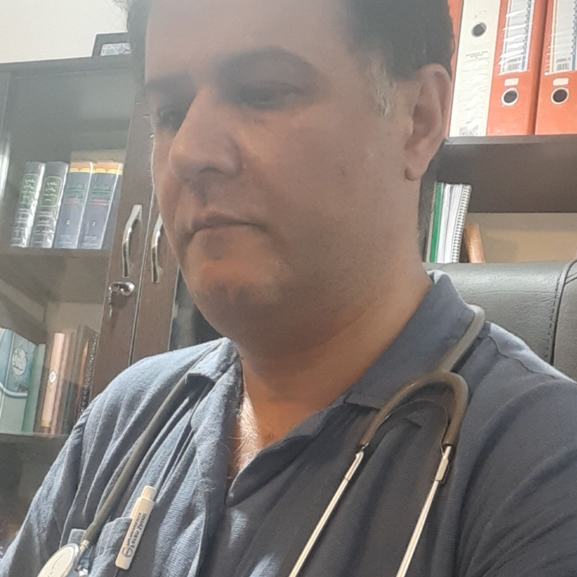 دکتر علیرضا شاه حسینی - عفونی سمنان