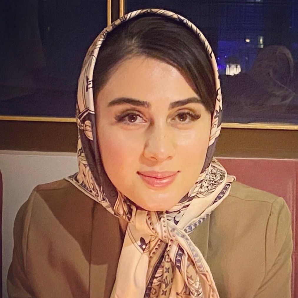 دکتر بهاره احمدی - دندانپزشک شیراز