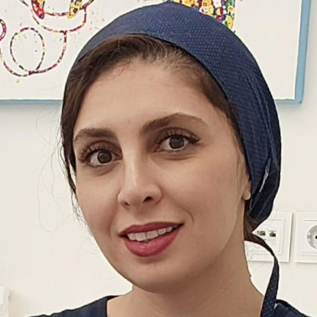 دکتر مریم حسن پورشاطر - دندانپزشک تهران