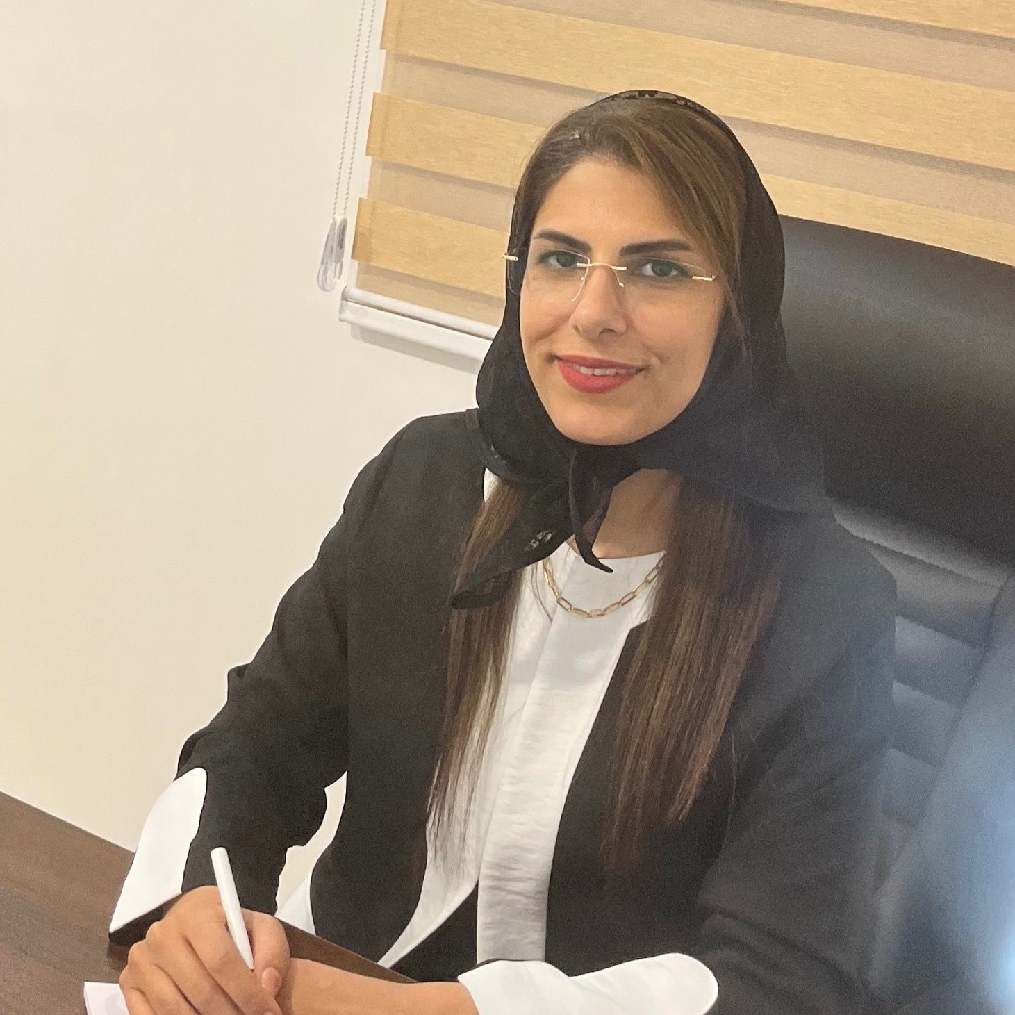 دکتر مهدیس بنائی - زنان و زایمان گرگان