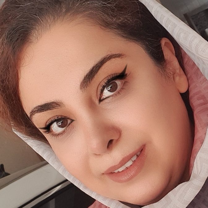 دکتر سمیه پورصالحی - دندانپزشک اندیشه