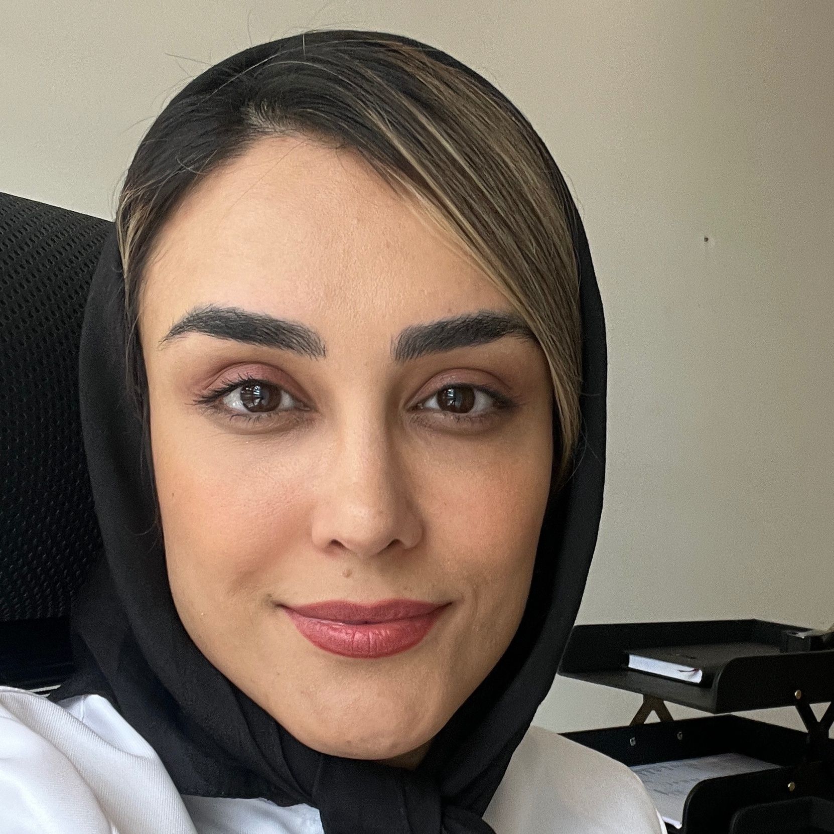 دکتر نیلوفر محمدی زیارانی - قلب و عروق تهران