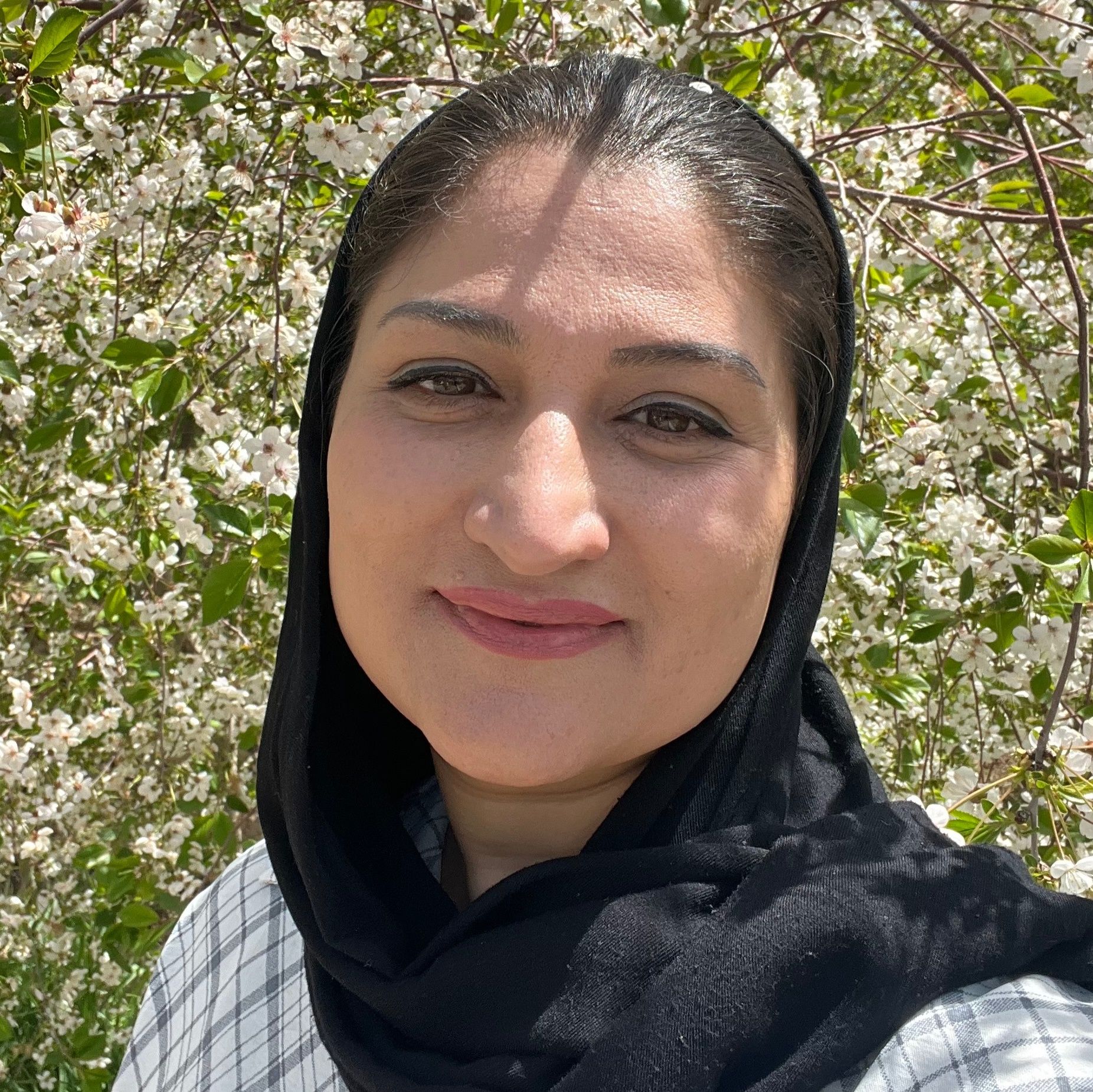 دکتر زهرا عشقی - داخلی نیشابور