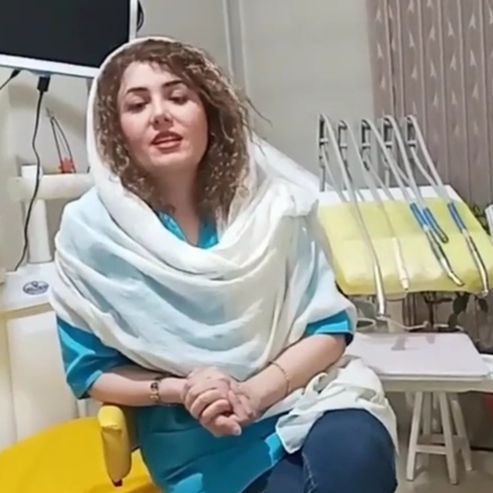 دکتر سیده آنا نبوی - دندانپزشک تهران