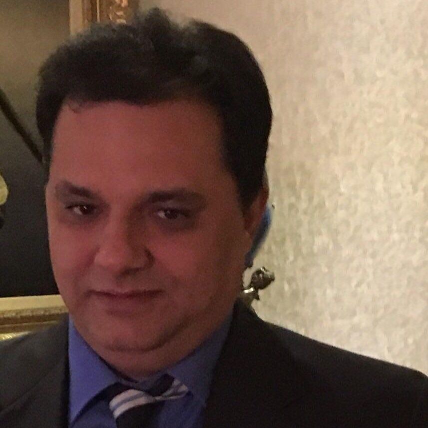 دکتر محمدرضا پیرزاده - اعصاب و روان (روانپزشکی) اصفهان