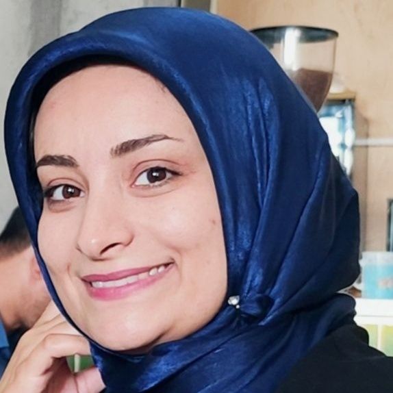 دکتر بشری رهاوی - دندانپزشک تهران