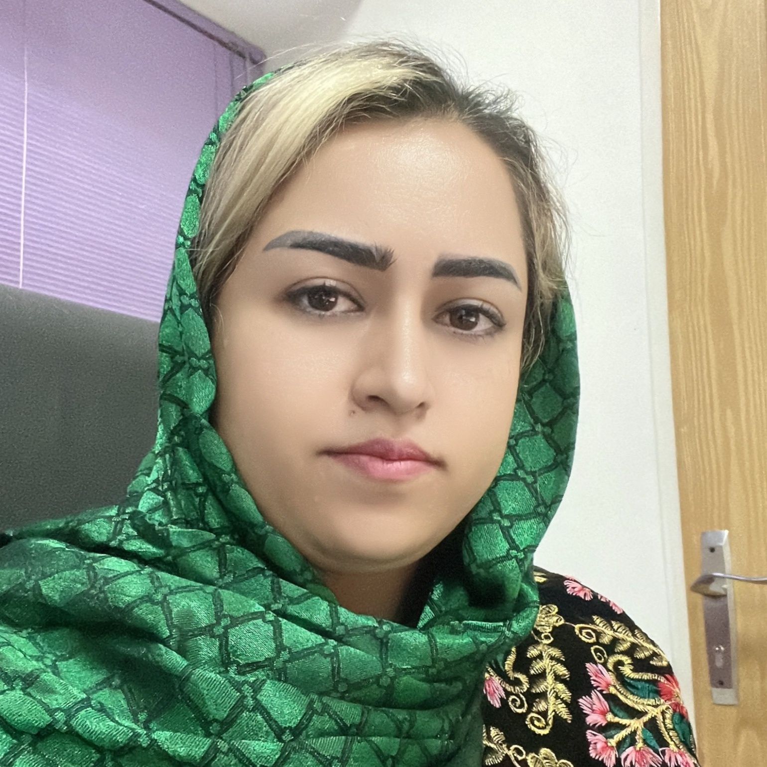 دکتر سحر غیاثی نژاد - اعصاب و روان (روانپزشکی) کرمان