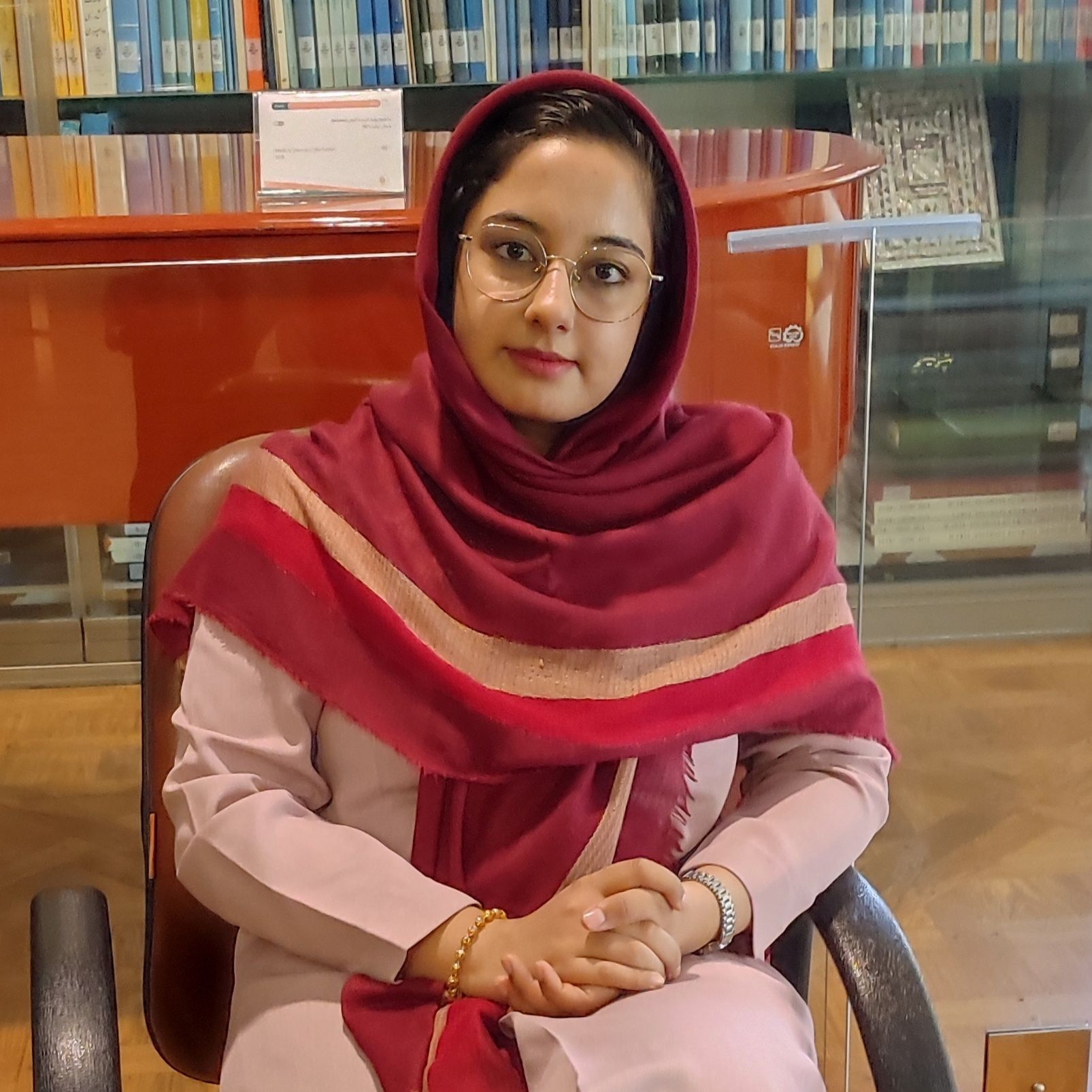 حانیه توتونی - تغذیه فیض آباد