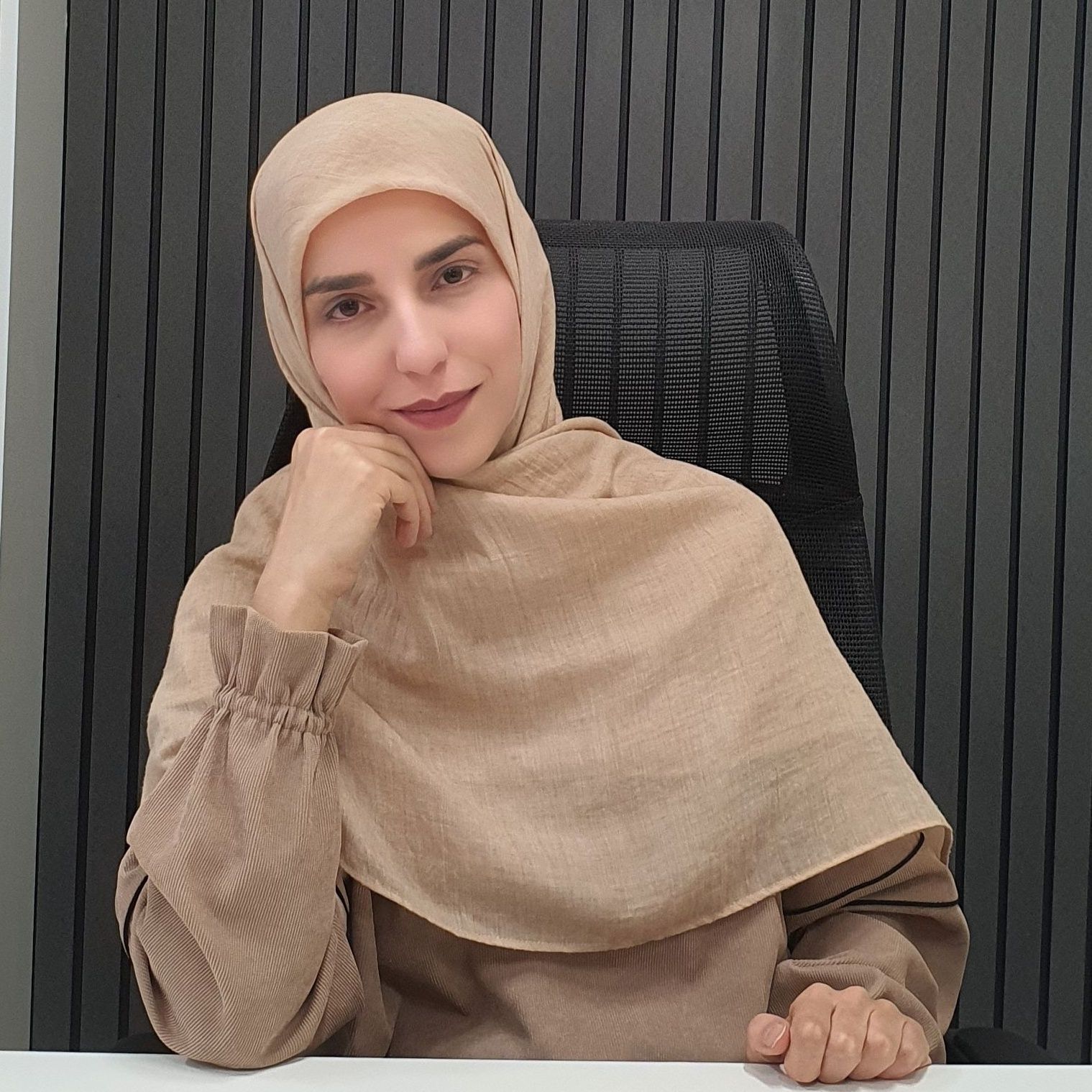 دکتر زینب صمدی - زنان و زایمان اسلامشهر