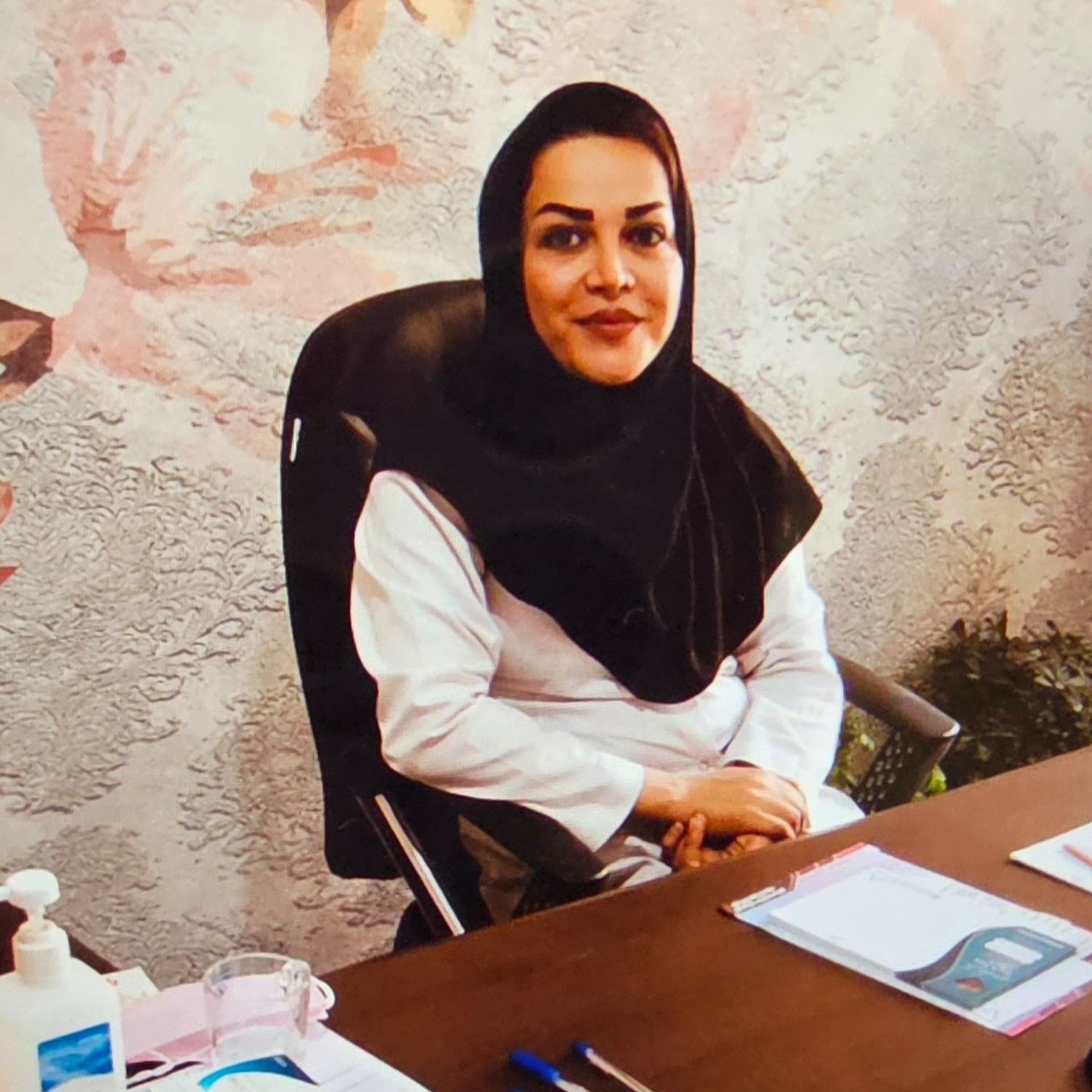 دکتر روناک احمدی - قلب و عروق کرمانشاه