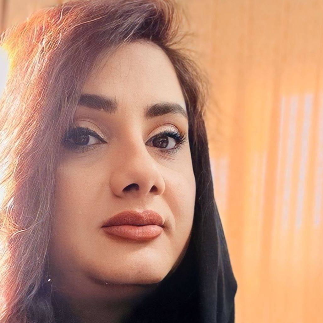 مریم میرصفایی - مامایی اصفهان