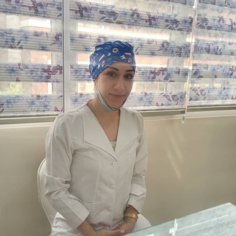 دکتر نیلوفر داودپور - دندانپزشک تهران