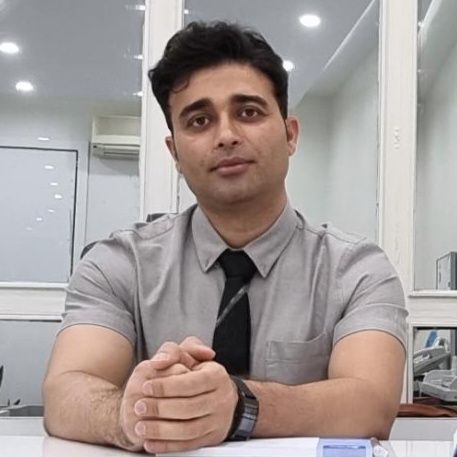 دکتر آریا شفیعی - پوست و مو تهران