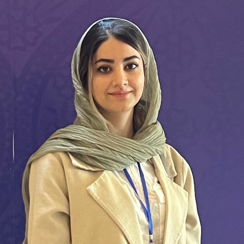 دکتر فرشته احمدی - دندانپزشک تهران