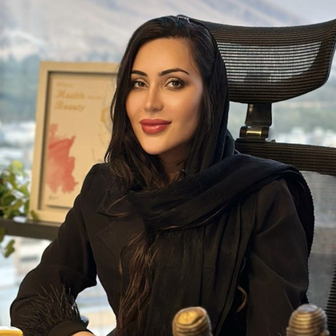 دکتر نادیا متقی - عمومی شیراز