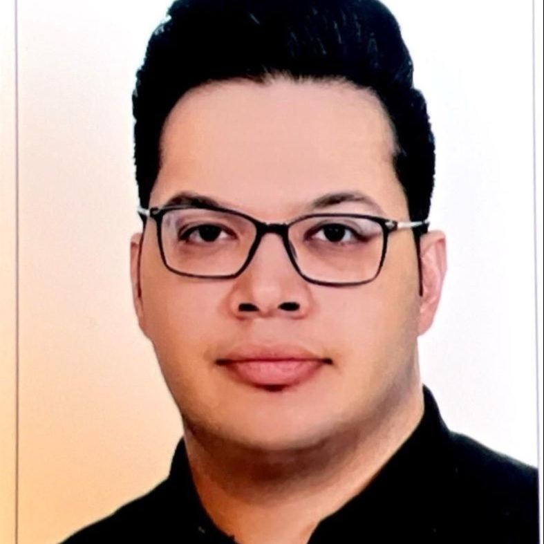 دکتر مهدی آقااسمعیلی - دندانپزشک اصفهان