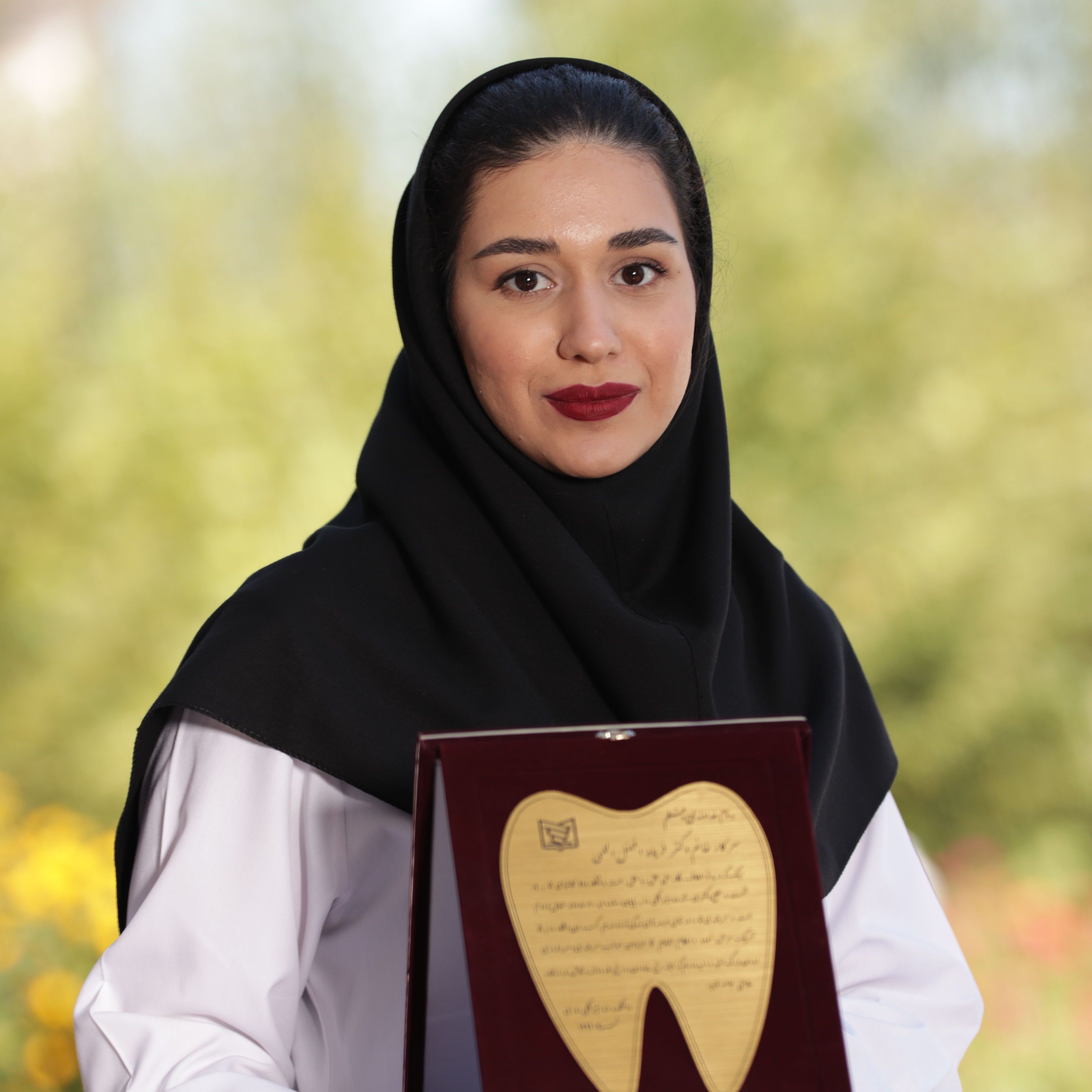 دکتر فریماه فضل اللهی - دندانپزشک تهران