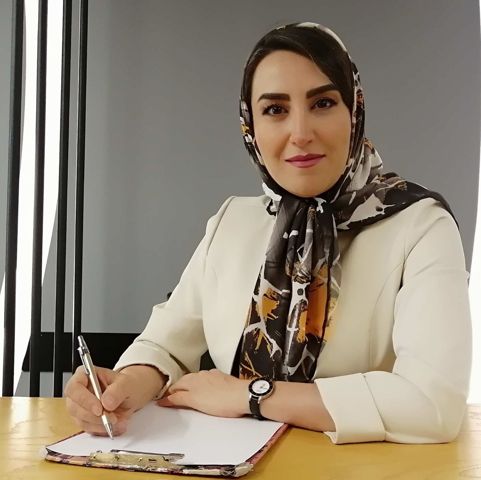 زینب غفاری - روانشناسی اصفهان