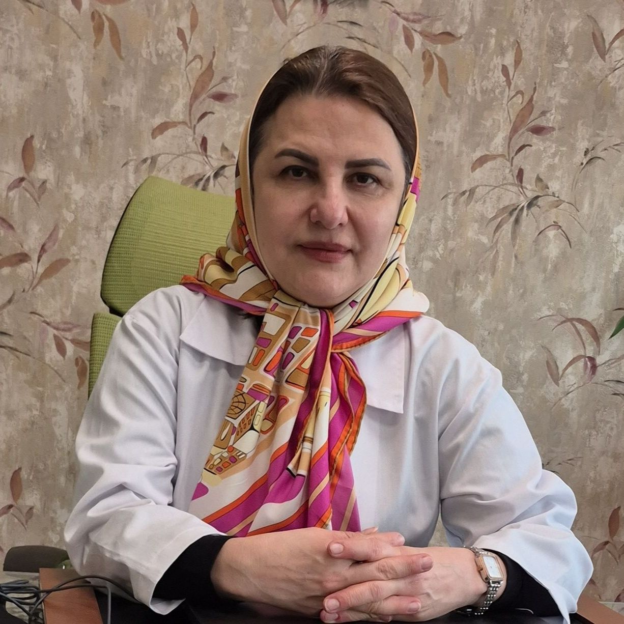 دکتر آزیتا فرساد - زنان و زایمان تهران