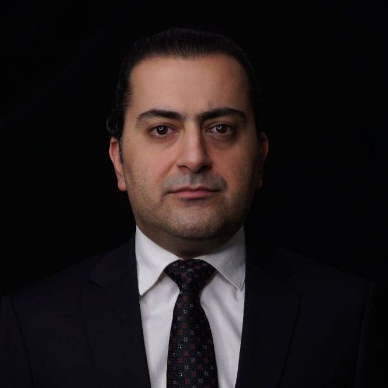 دکتر محمدمهدی عموئیان - دندانپزشک تهران