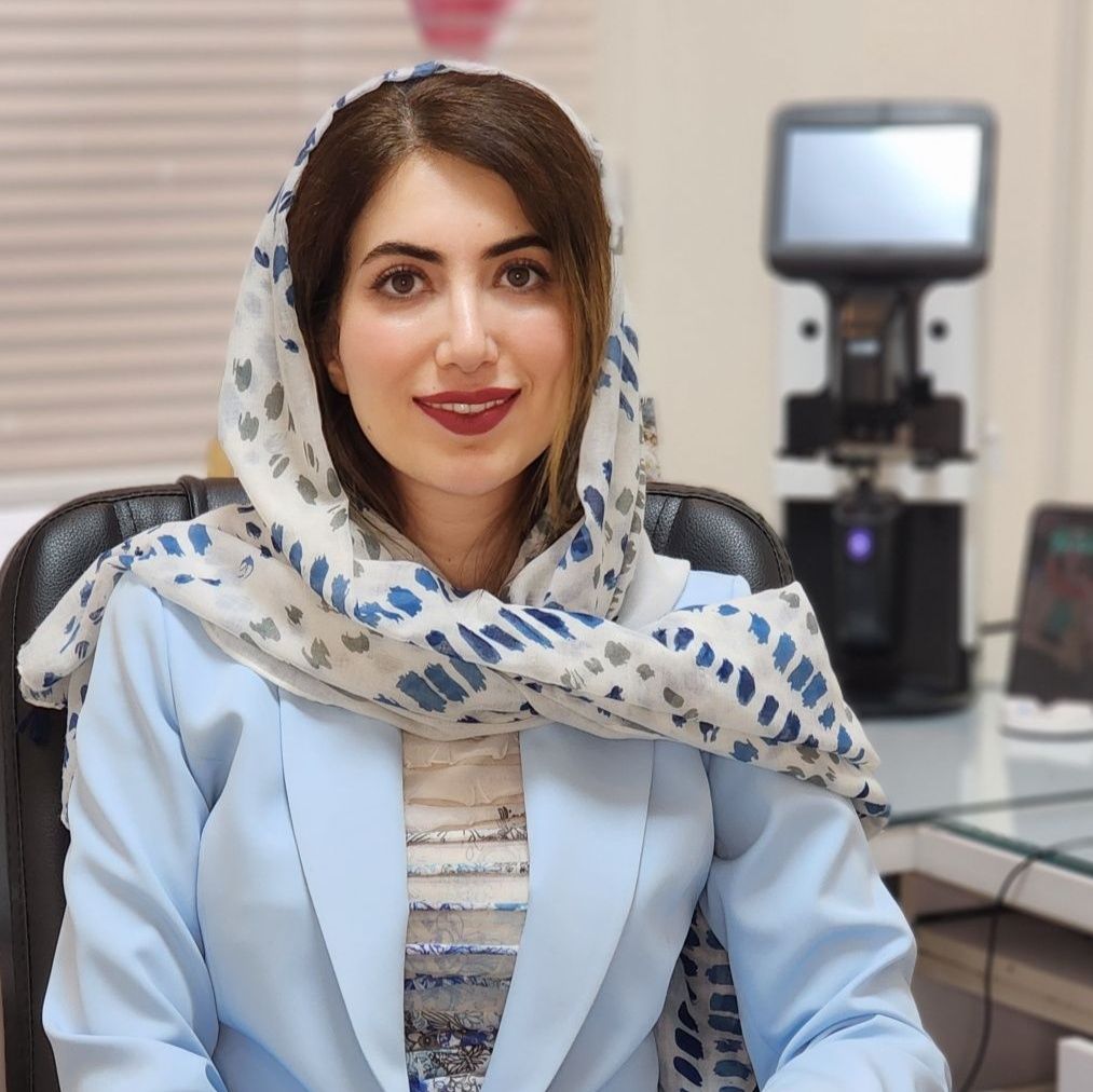 فاطمه مرادی - بینایی سنجی تهران