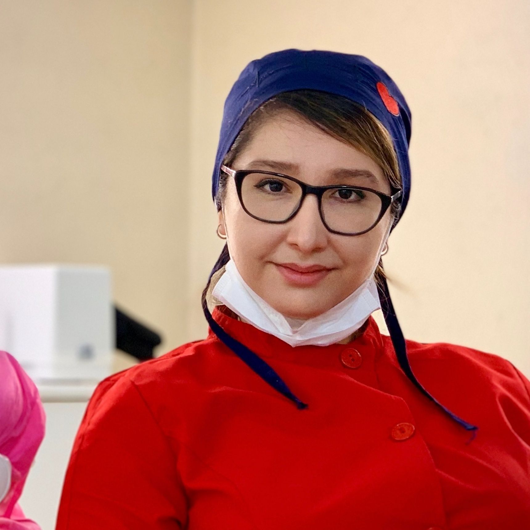 دکتر نسیم خداداد - دندانپزشک تهران