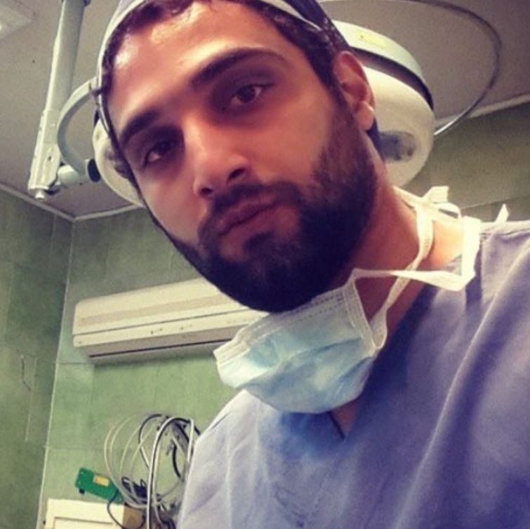 دکتر امید وکیلی - چشم پزشکی خرم آباد