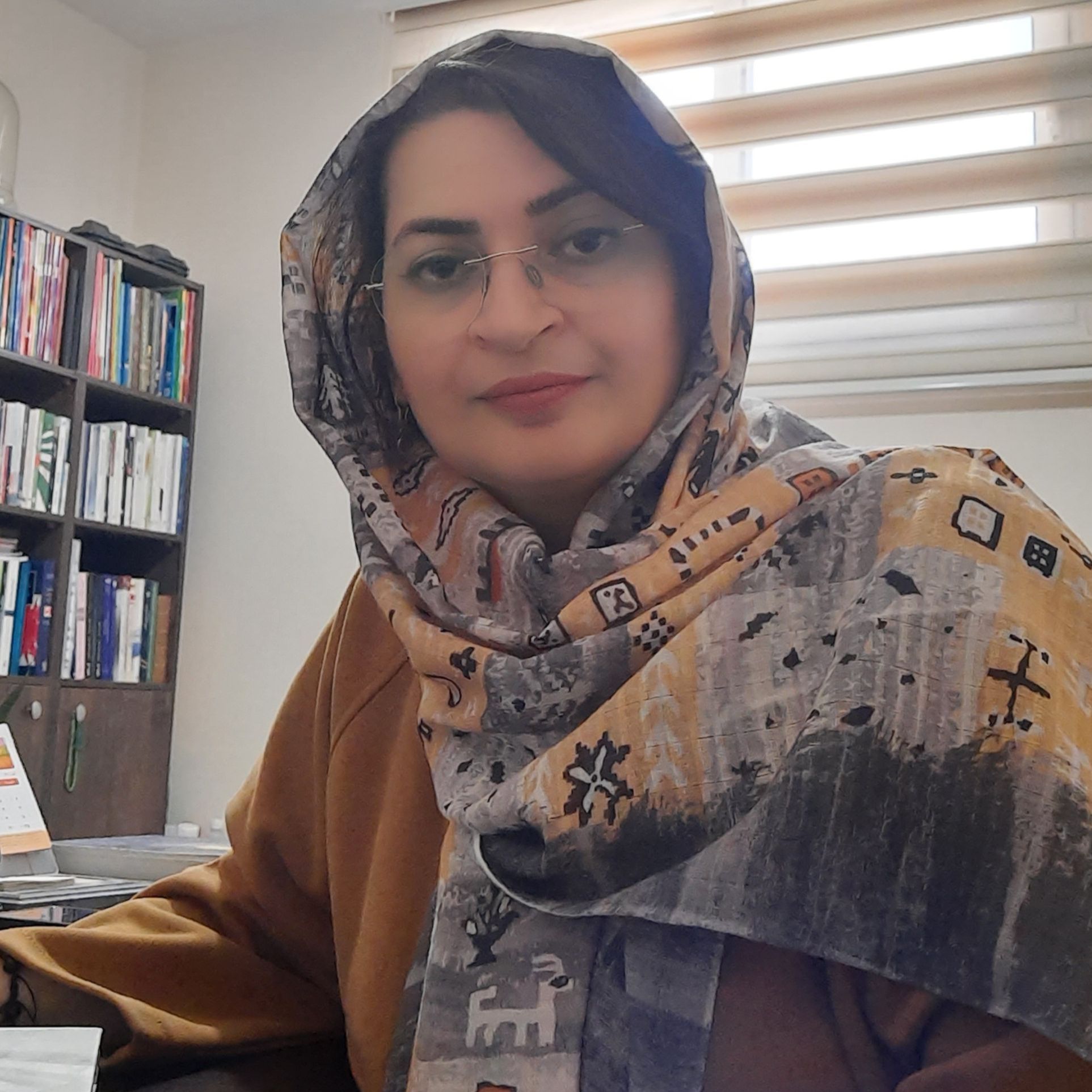 فرزانه ترابلی لنگرودی - روانشناسی 