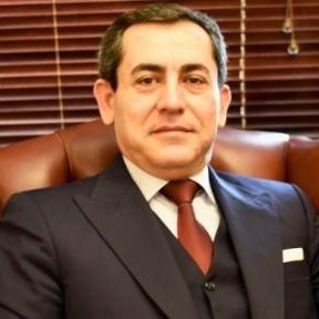 دکتر فرهاد نادری نیا - جراحی مغز و اعصاب تهران