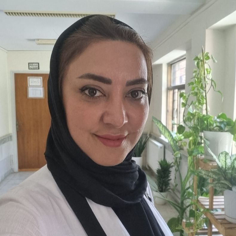 دکتر هدی رمضانی - دندانپزشک ساری