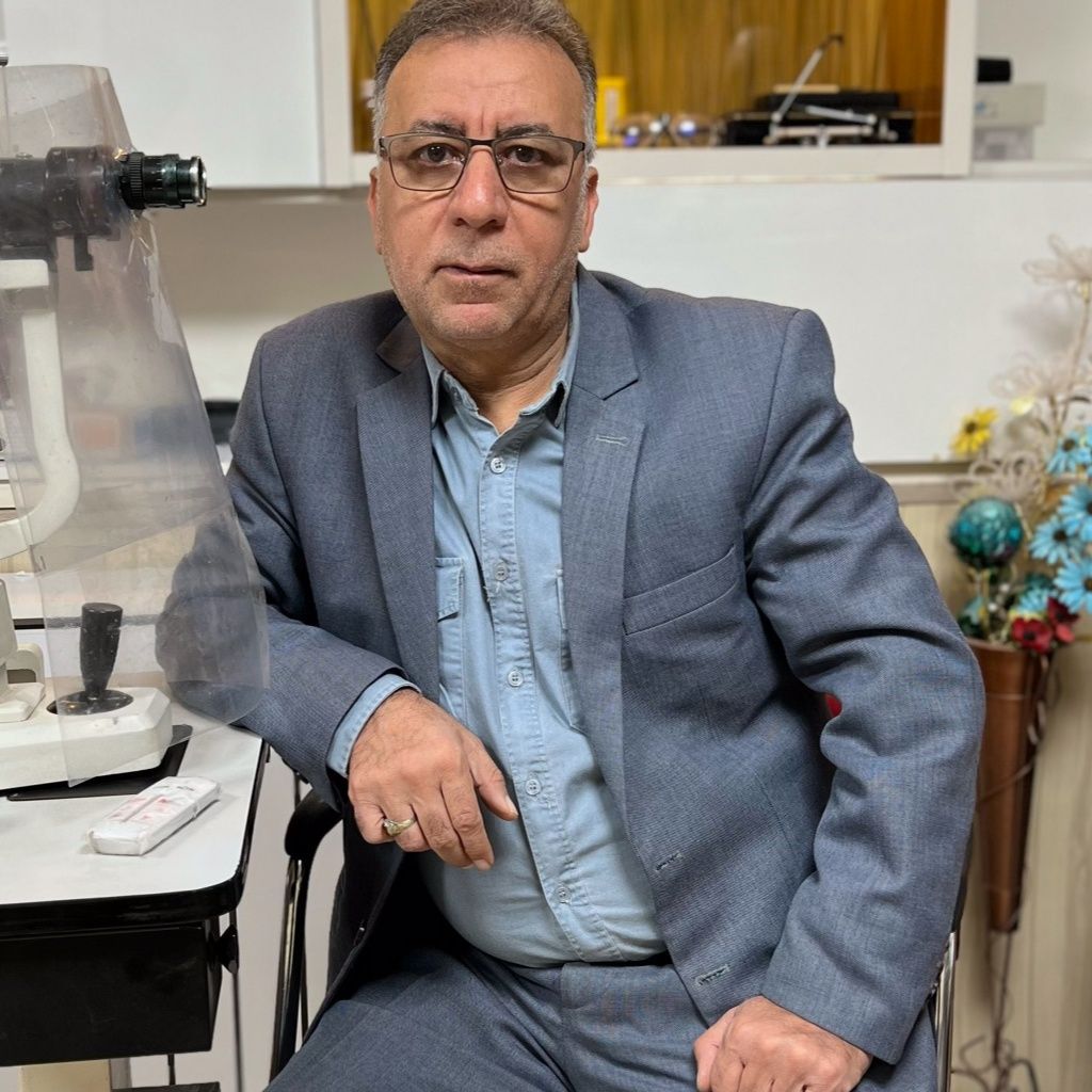 محمداسمعیل صمدی - بینایی سنجی مشکین دشت