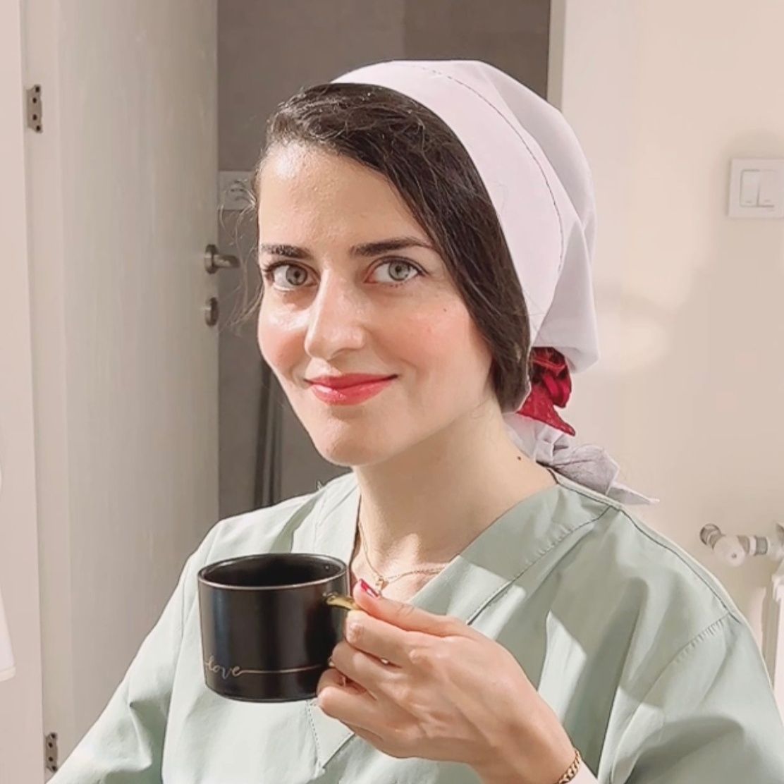 دکتر سمانه فرجی پور - دندانپزشک تهران