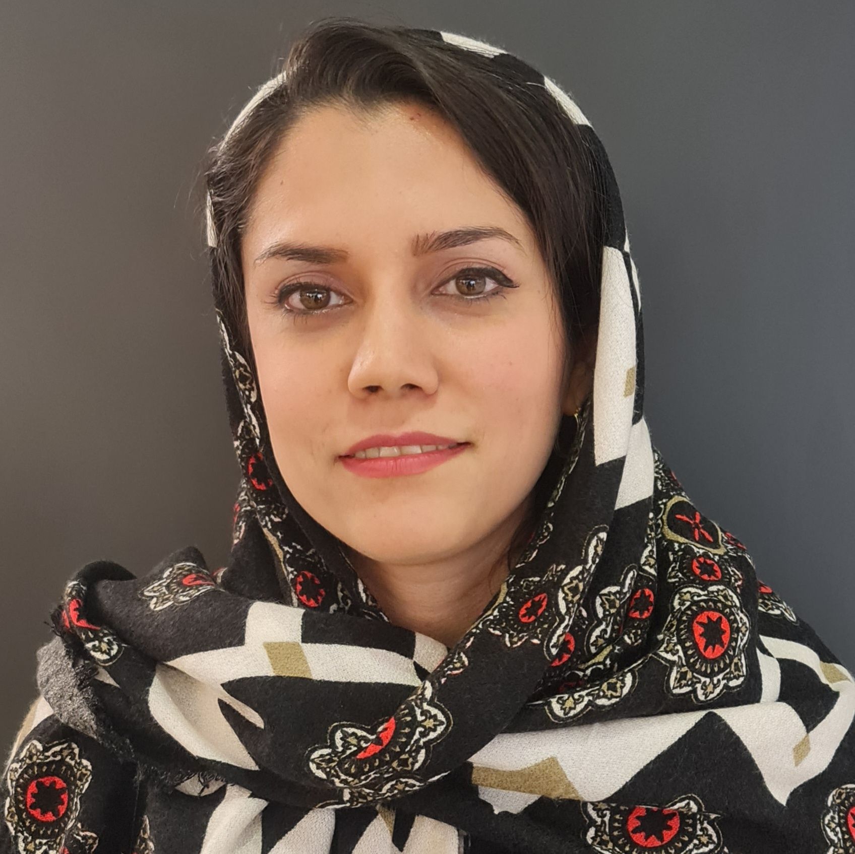 دکتر سارا مستوفی - مغز و اعصاب و نورولوژی شهر ری