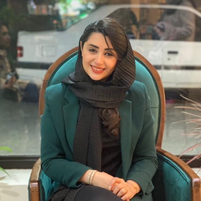 دکتر دینا گنجی - اعصاب و روان (روانپزشکی) مشهد