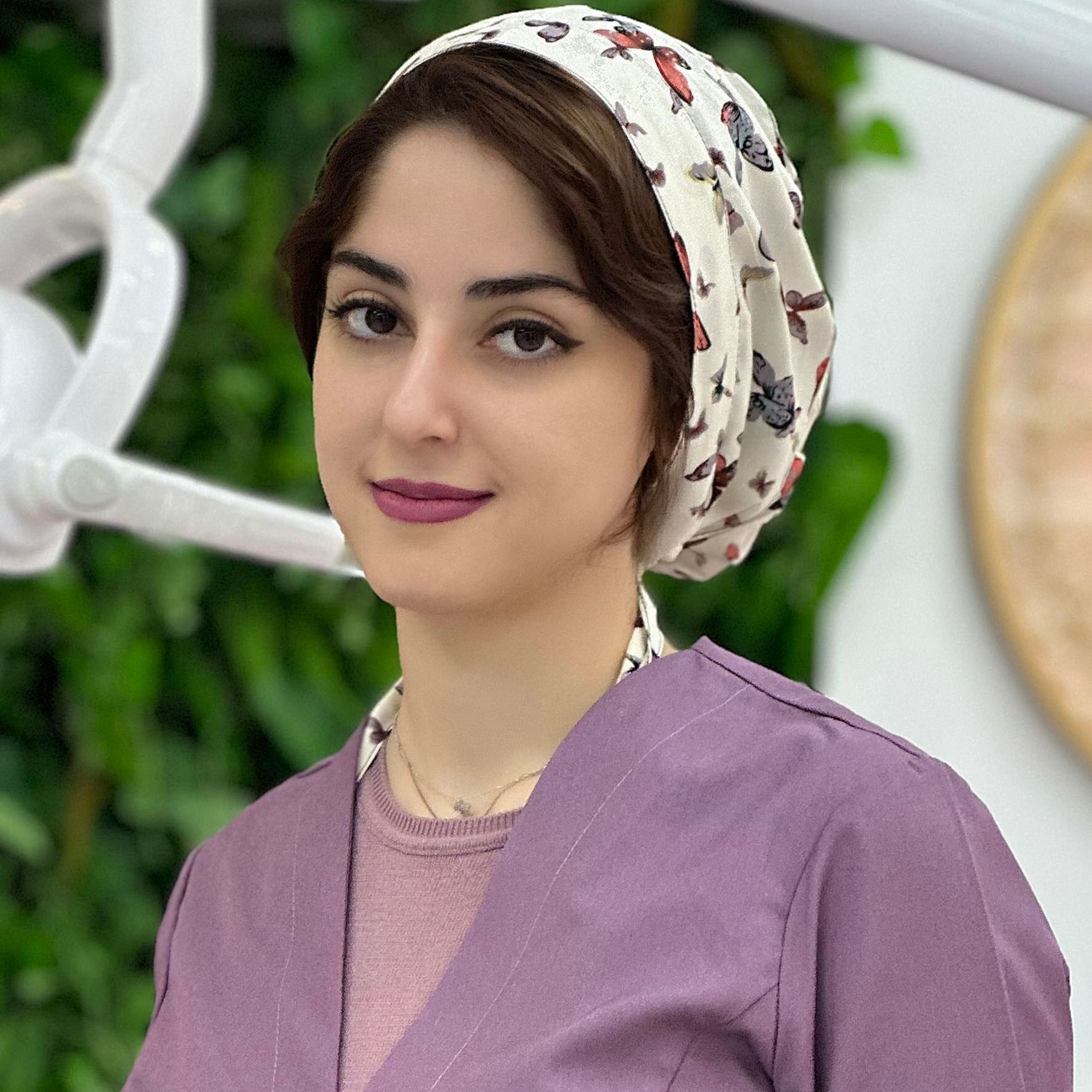 دکتر سارا زارعی - دندانپزشک تبریز