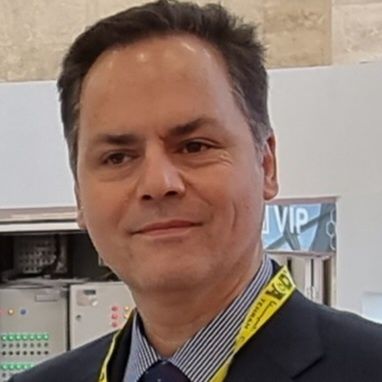 دکتر فرشاد زرنانی - دندانپزشک اراک