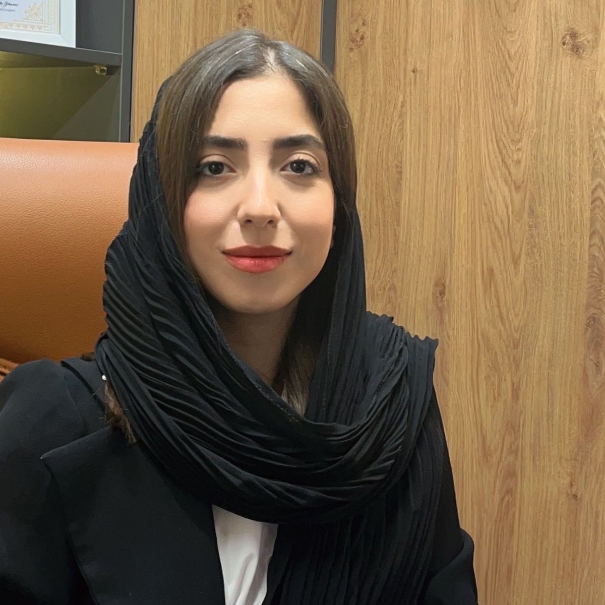 لاله شعبانی - تغذیه شیراز