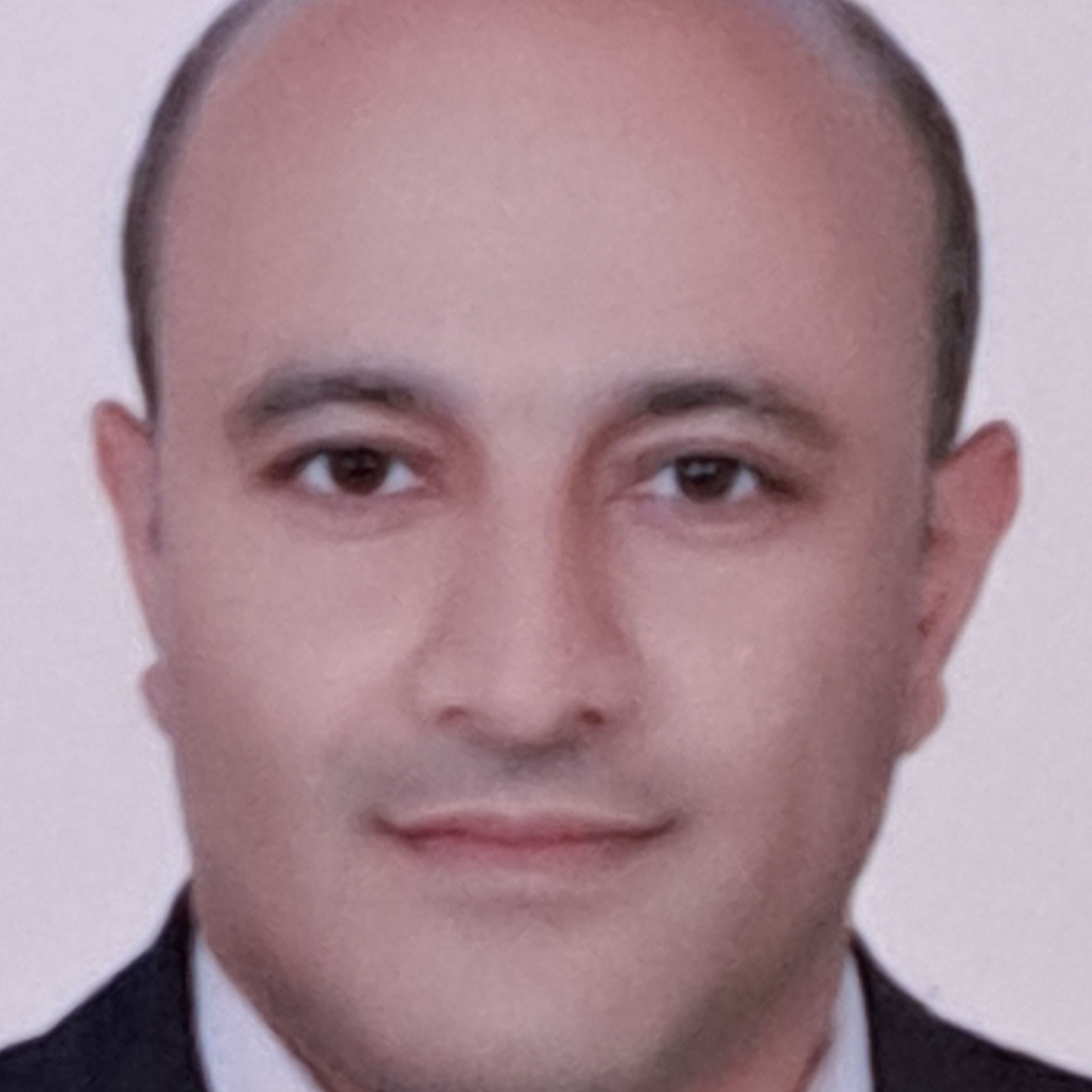 دکتر حمیدرضا اشرفی - داخلی اصفهان