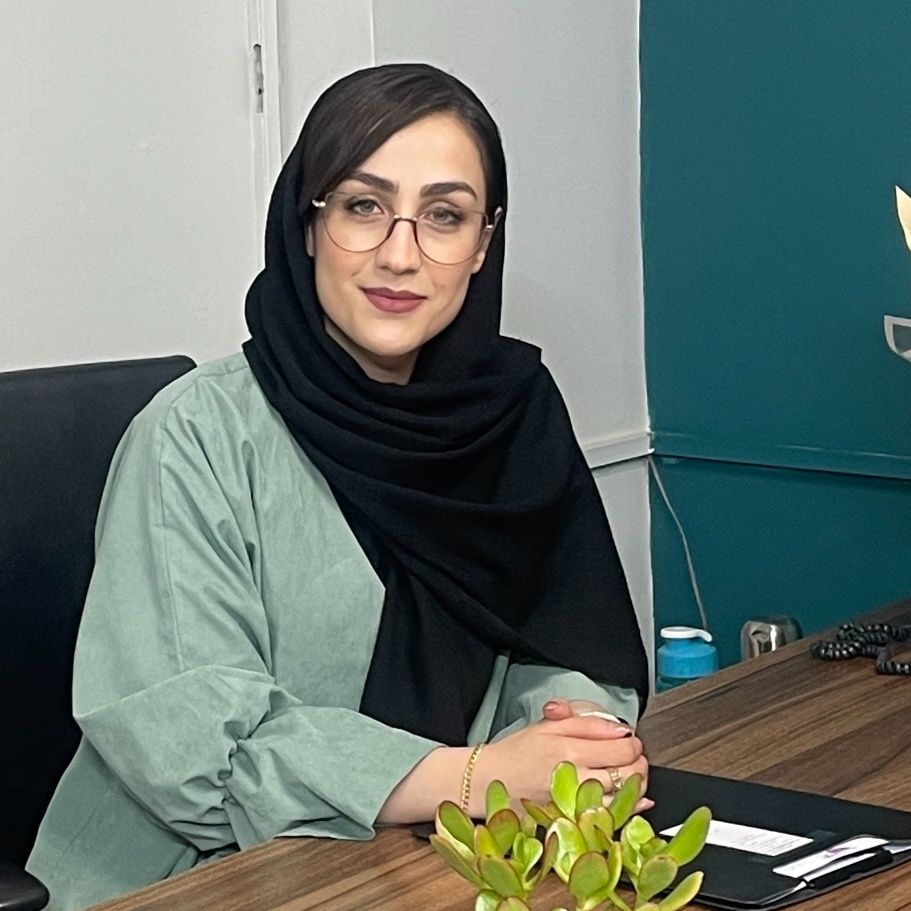 پریناز والایی راد - روانشناسی اصفهان
