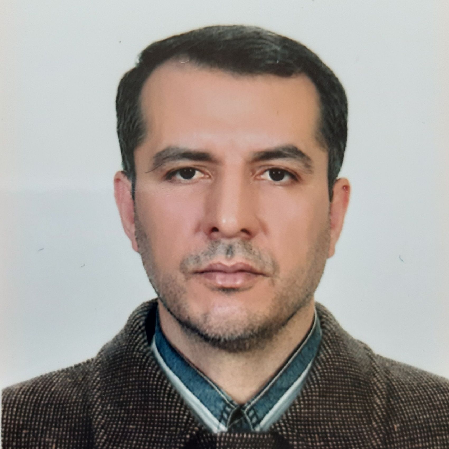 دکتر جلیل امیرزاده ایرانق - کودکان و اطفال ارومیه