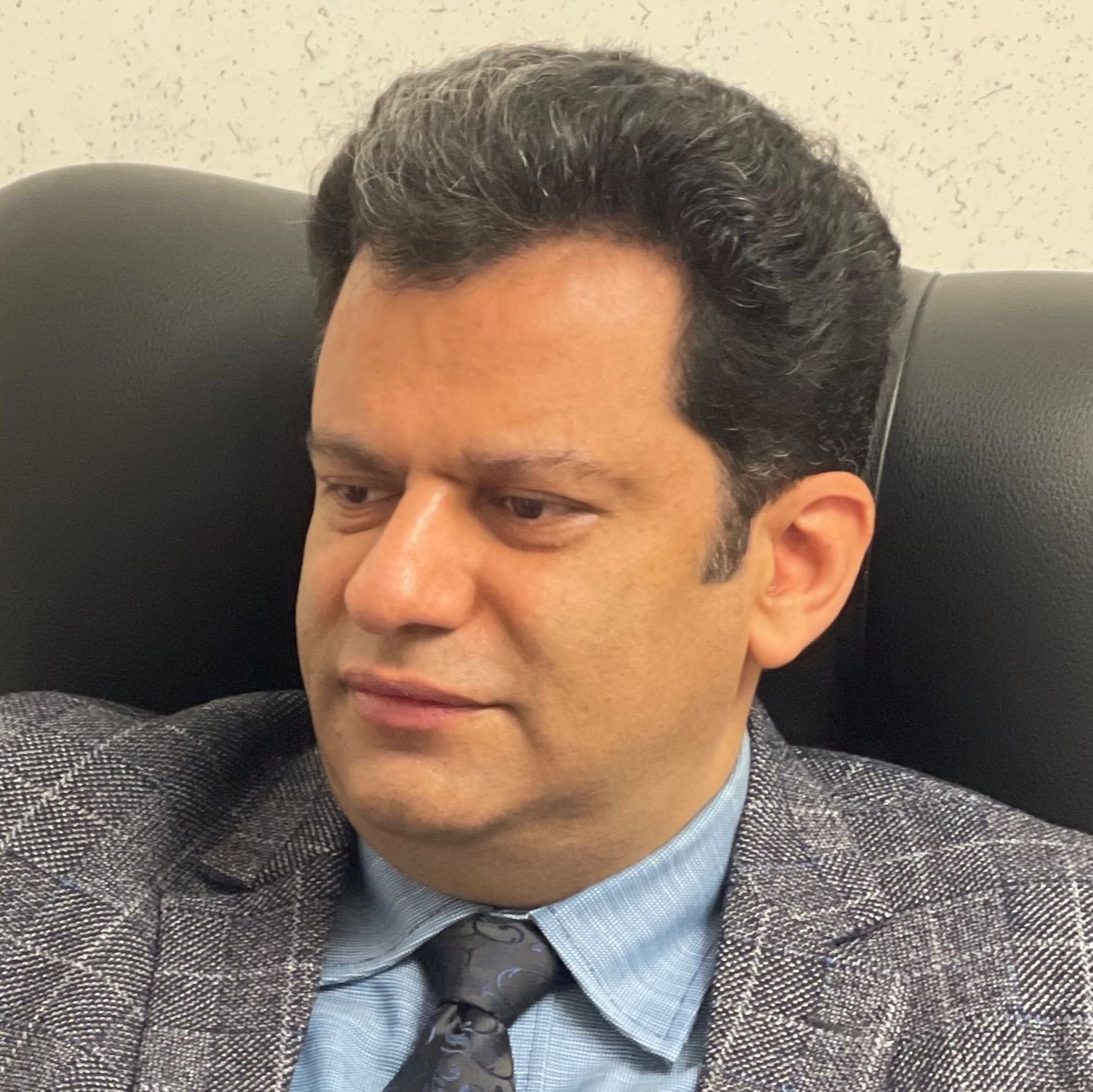 دکتر عباس آریانمهر - طب فیزیکی و توانبخشی مشهد