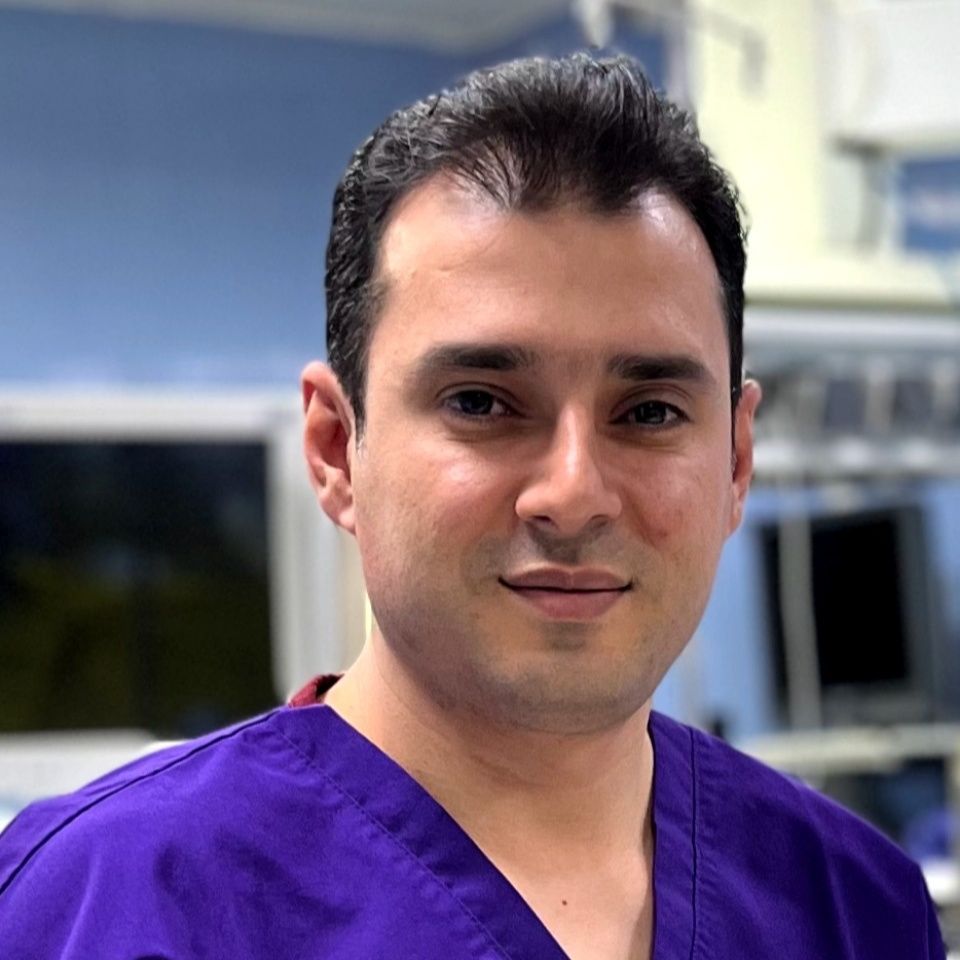 دکتر علی میرزاخانلویی - اورولوژی کودکان شیراز