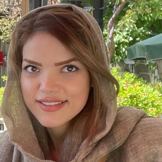 دکتر الناز اسدالله زاده - مغز و اعصاب و نورولوژی تهران