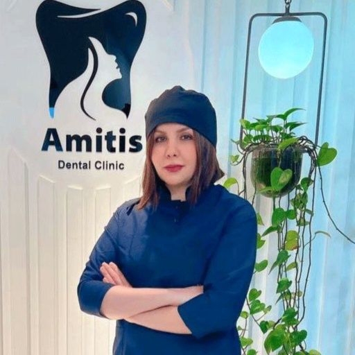 دکتر شقایق پرویزی - دندانپزشک تهران