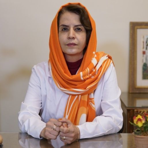 دکتر فرنوش کاشانیان - زنان و زایمان تهران