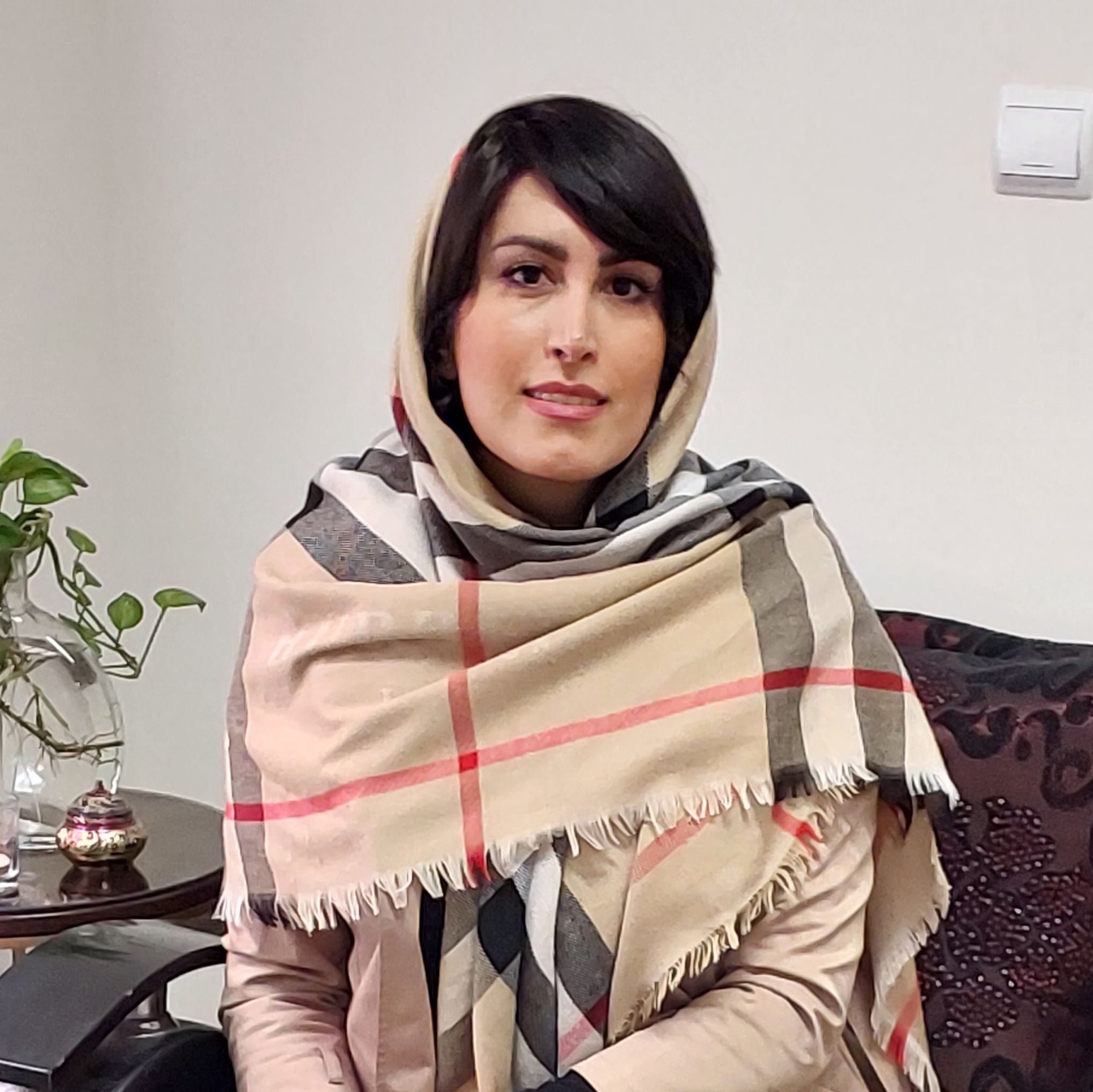 نیلوفر گلشن - روانشناسی تهران